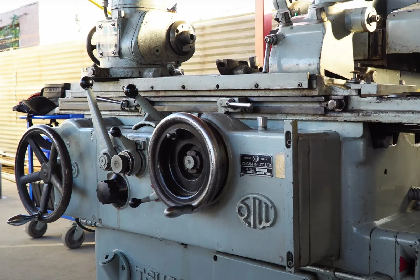 Tsugami TUG 300 Cylindrical Grinder