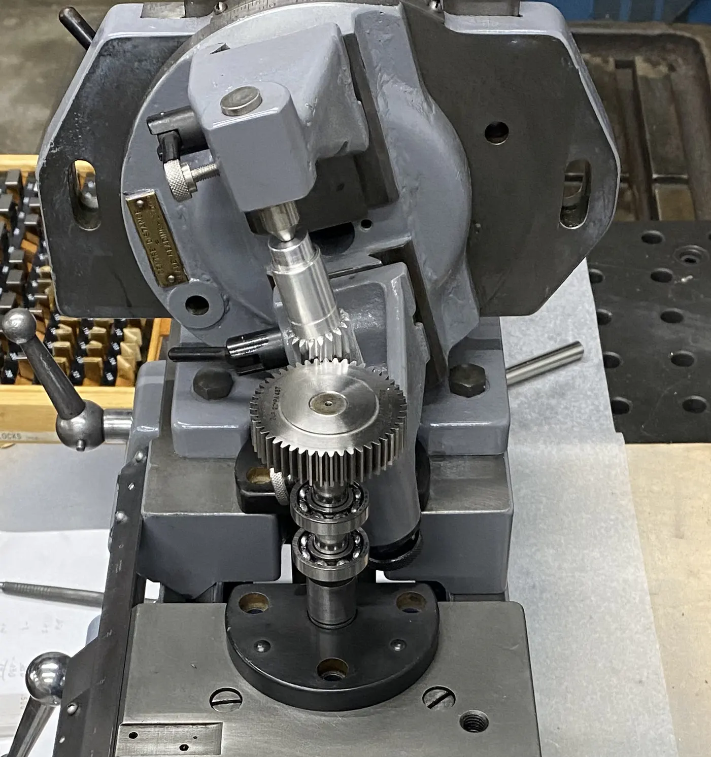 GEAR MEASUREMENT Roll Testers